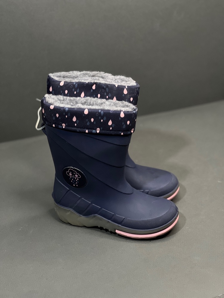 رین بوت داخل خز المانی