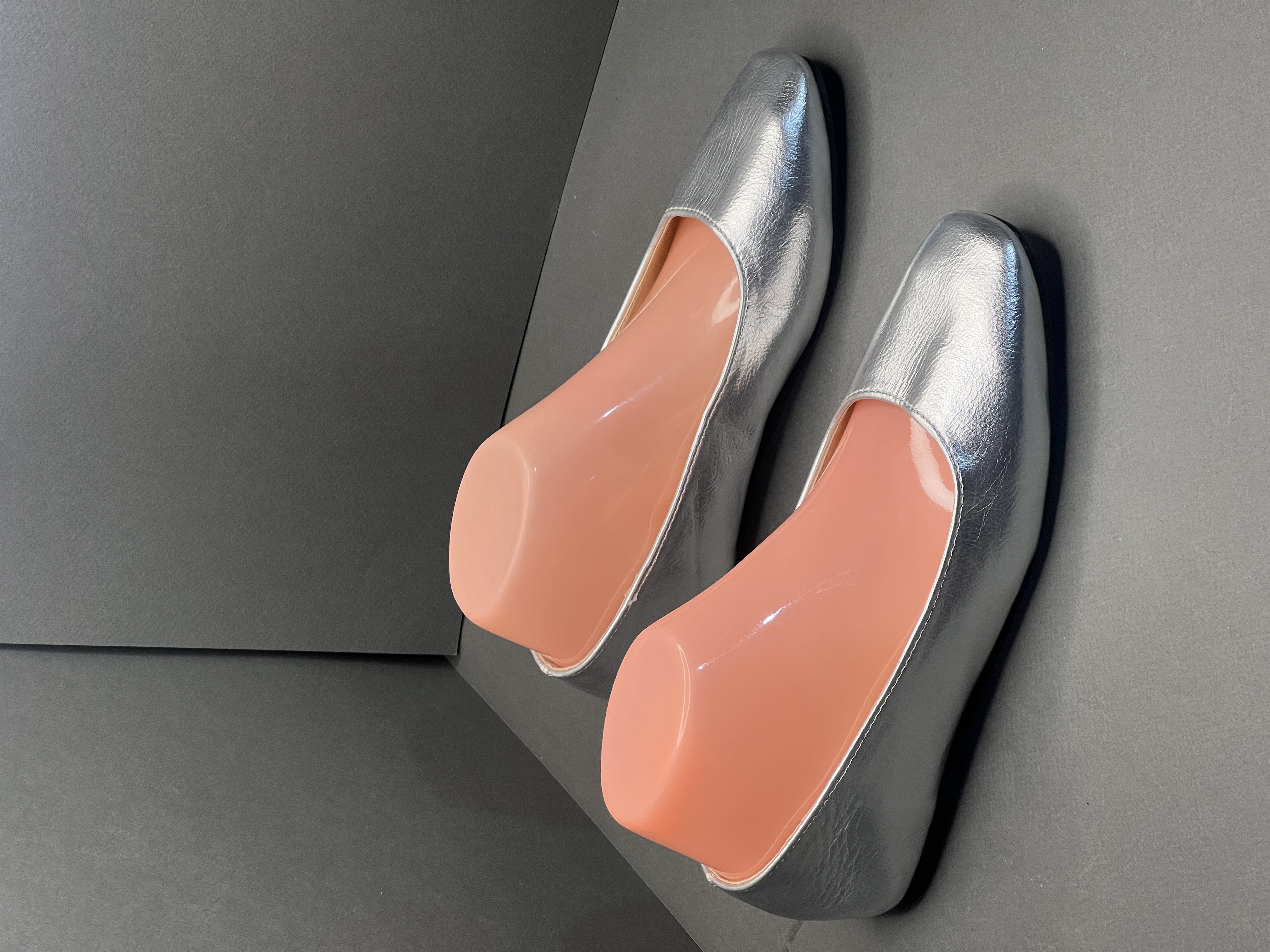 کفش عروسکی نقره ای ساده انگلیسی