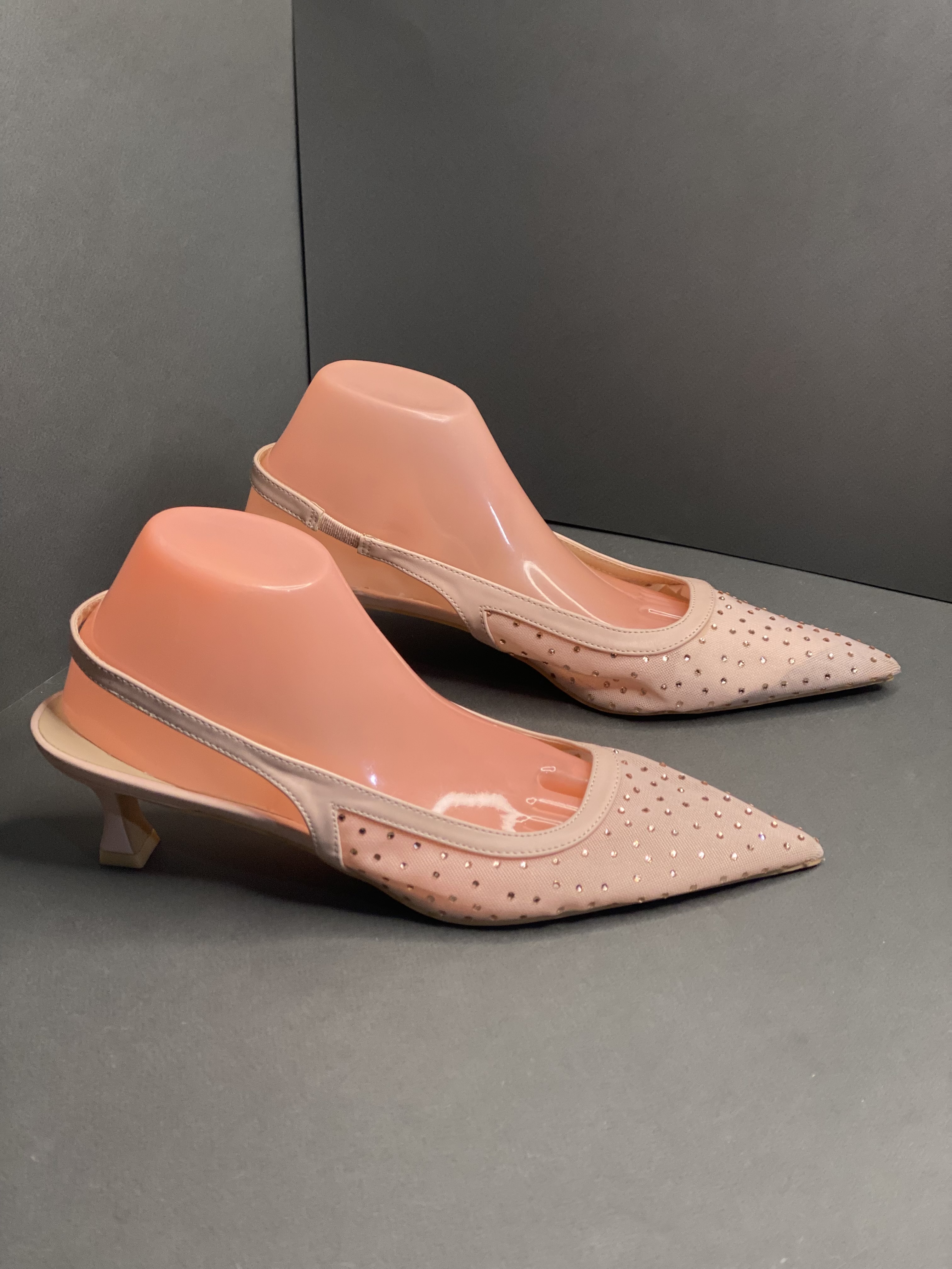 کفش مجلسی رویه طوری نگین دار پاشنه بلند بند کشی انگلیسی